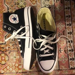 BRAND NEW black high top converse🖤
